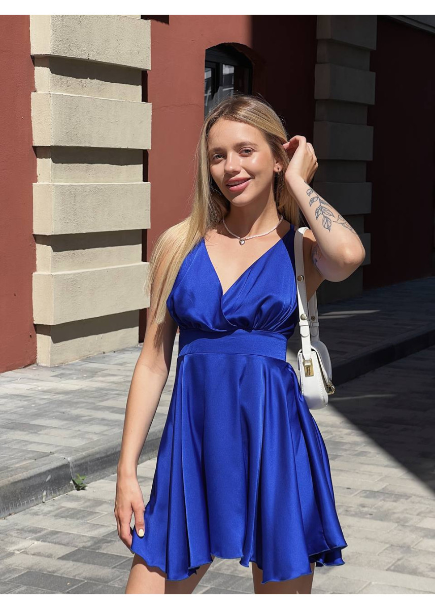 Легка шовкова сукня міні з пишною спідницею